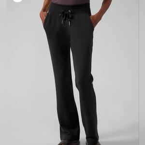 Athleta Balance Flare Pant XS